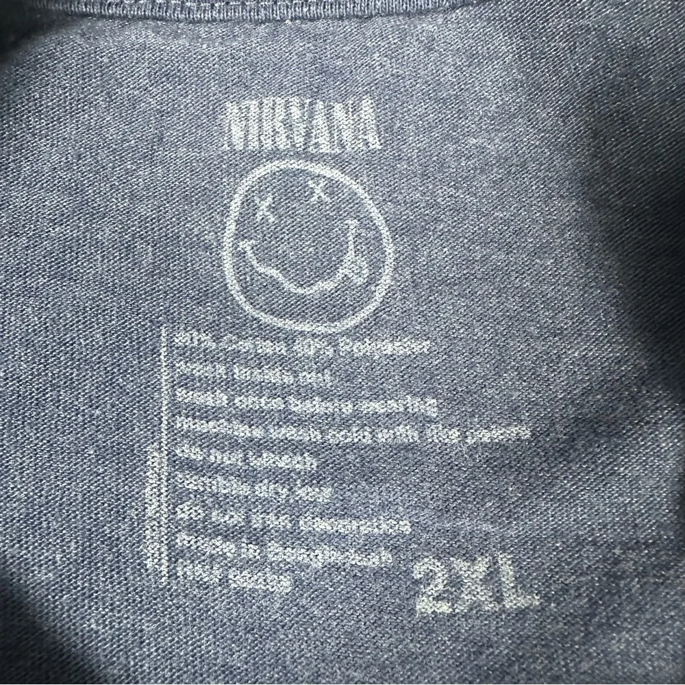 Nirvana Official Smiley Face T-Shirt | Band Logo Tee 2XL - Picture 3 of 4